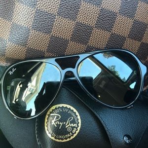 Brand new Ray Bans Cats 5000. Color is black